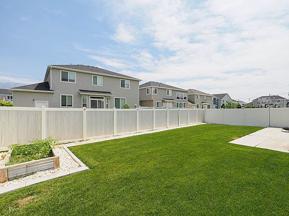 5th image of 69 S Serrata Ln