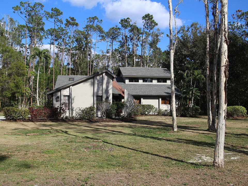 1st image of 15761 Country Ct