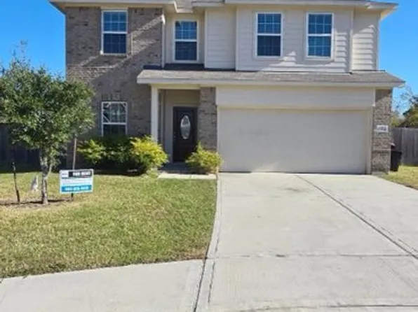 10050 Pine Valley Ct, Baytown, TX 77521