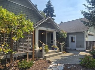 2239 W 16th St, Port Angeles, WA 98363