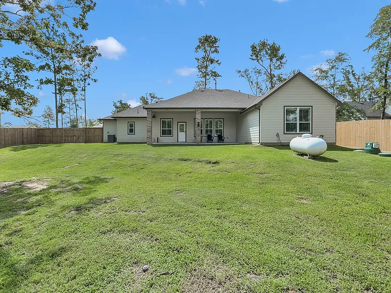 18207 Samie Nell Ct — Photo 38