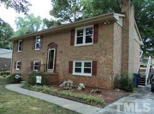 3701 Arrowwood Dr, Raleigh, NC 27604