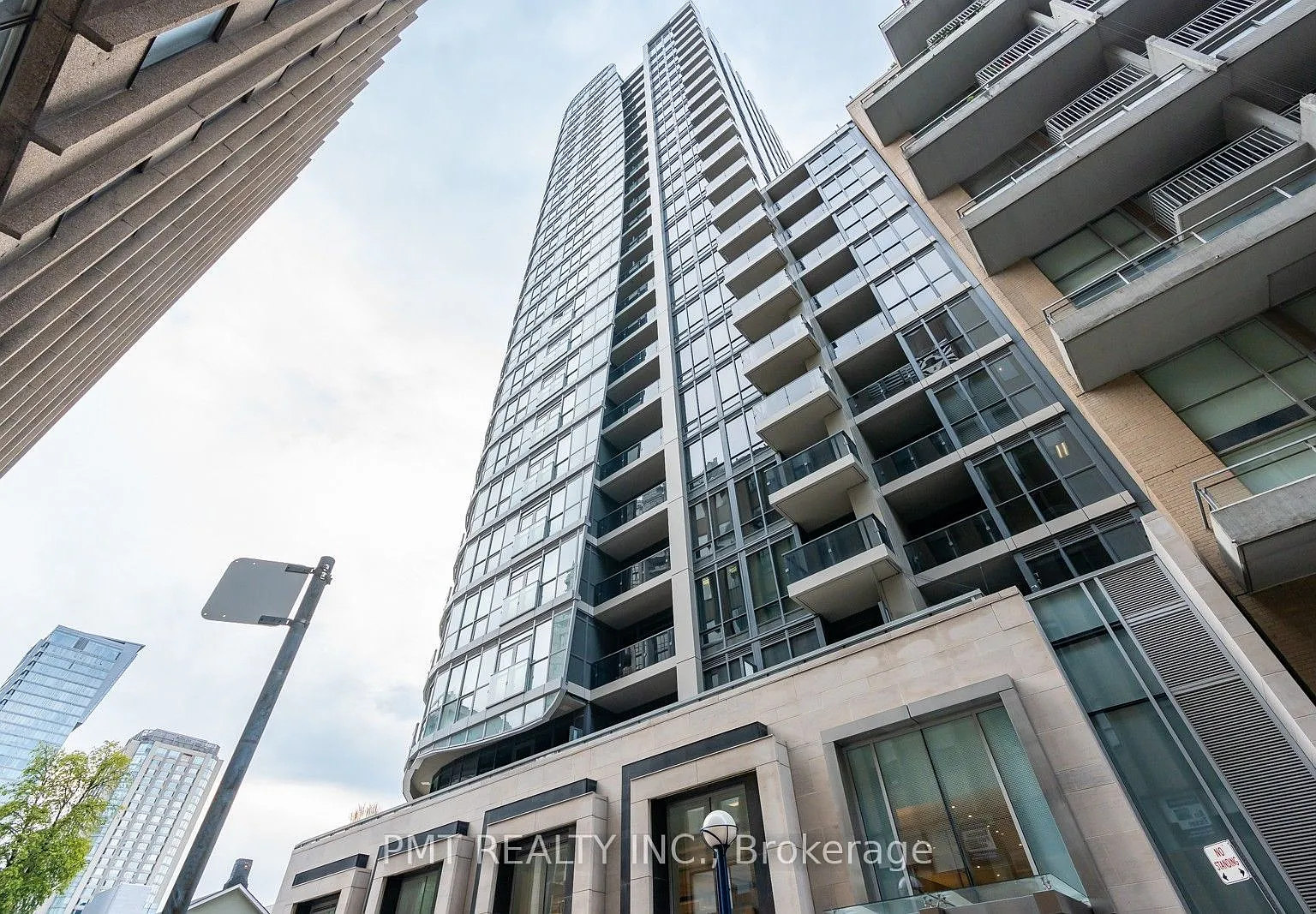 1 bed, $2,400 — Photo 1