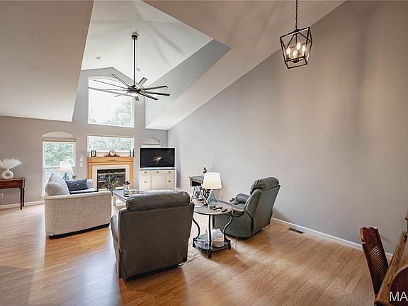 5th image of 4102 Shepherds Hill Cir