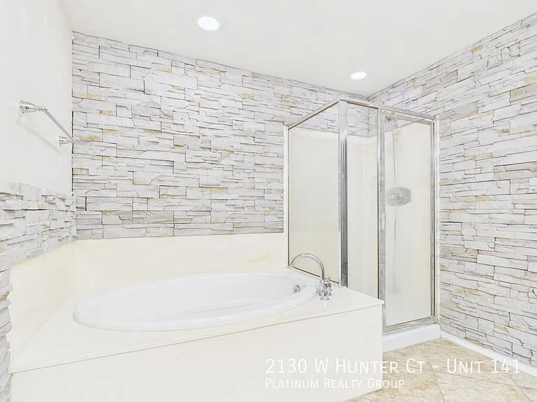 2130 W Hunter Ct #141 — Photo 12