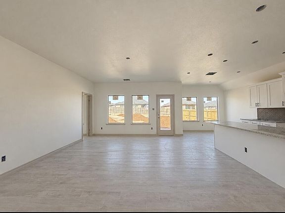 3rd image of 2722 Joshua Dr