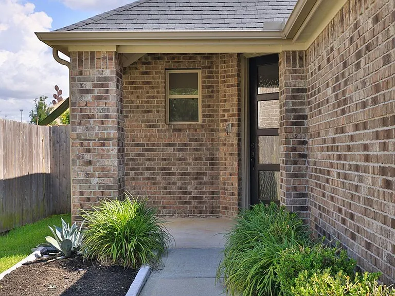 31115 Albany Brook Ln — Photo 4