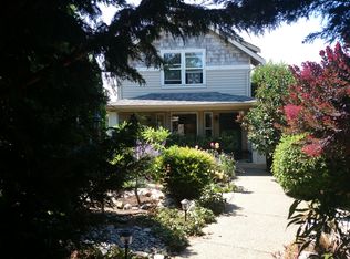 4031 49th Ave SW, Seattle, WA 98116