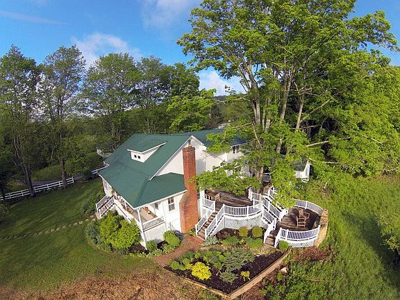 3rd image of 362 Richland Ln