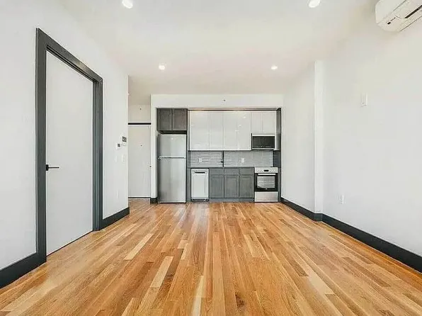1334 Rogers Avenue 206 image 4 of 5