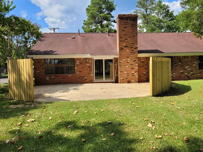 707 Chestnut Dr — Photo 7
