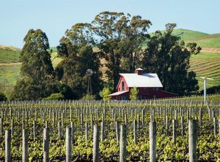 1296 Dealy Ln, Napa, CA 94559