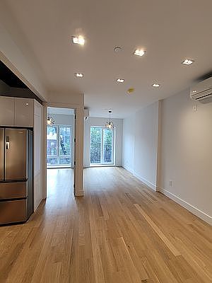 2nd image of 987 Bedford Ave #3F