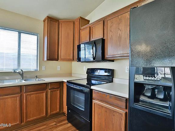 3rd image of 15975 W Larkspur Dr