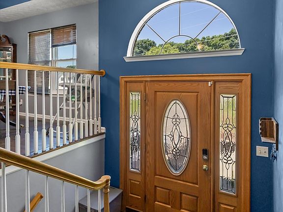 3rd image of 113 Jones Ln