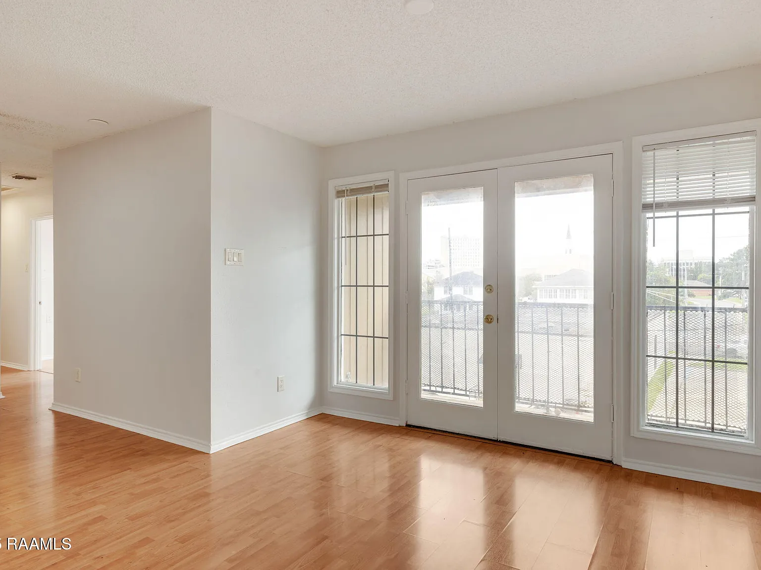 2 bed, 800 sqft, $1,200 — Photo 4