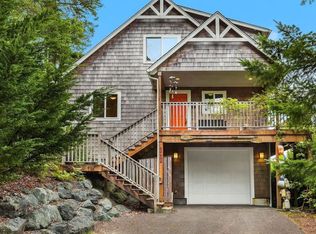 38425 18th St, Manzanita, OR 97130