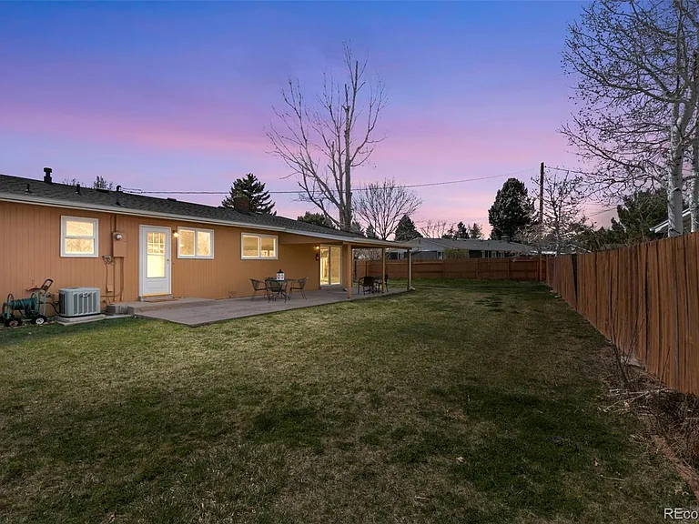 7362 S Tamarac St — Photo 18