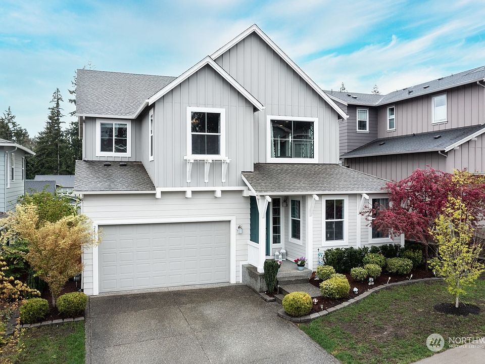 1st image of 2415 NE Boulderstone Court