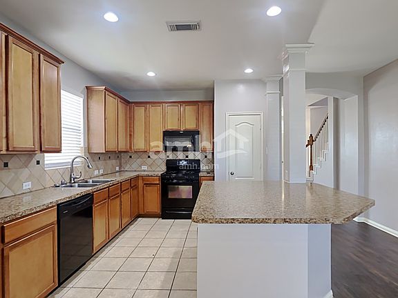 3rd image of 1926 Caldbeck Ln