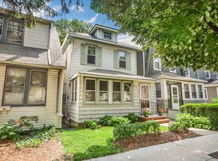 414 E 241st St, Bronx, NY 10470