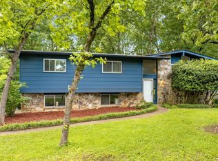 7335 Valley Ln, Hixson, TN 37343