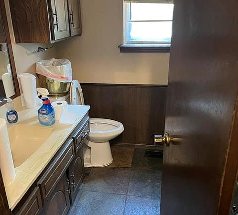 4th image of 2532 Indian Creek Ct