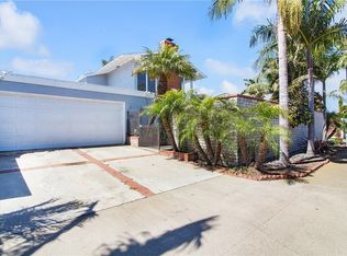 9382 Candlewood Dr, Huntington Beach, CA 92646