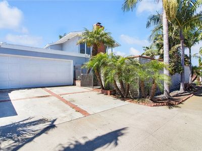 9382 Candlewood Dr, Huntington Beach, CA, 92646