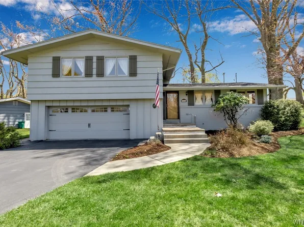 8607 Bonview Ter, Williamsville, NY 14221