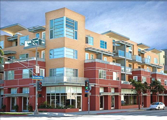 1st image of 626 Broadway #03a8e2eb4