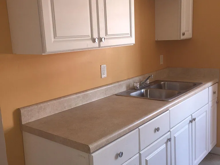 1002 Martin St SE #C — Photo 18