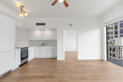 2109 Bayshore Blvd — Photo 4