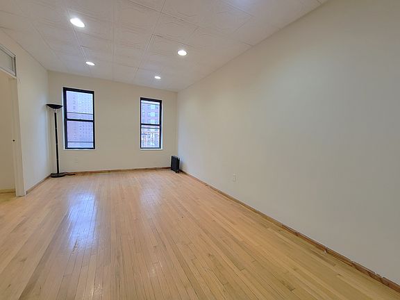 2nd image of 3153 Broadway #21