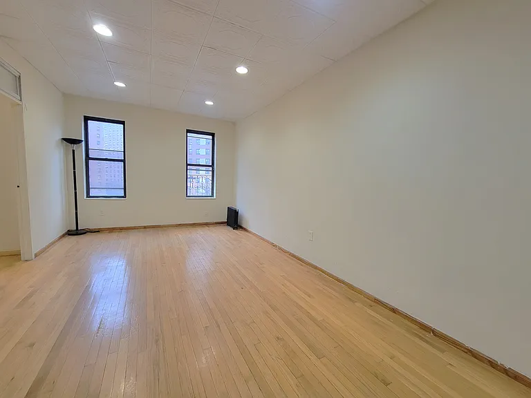 3153 Broadway #21 — Photo 2