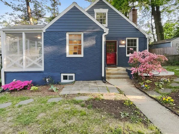 6937 Chestnut Ave, Falls Church, VA 22042