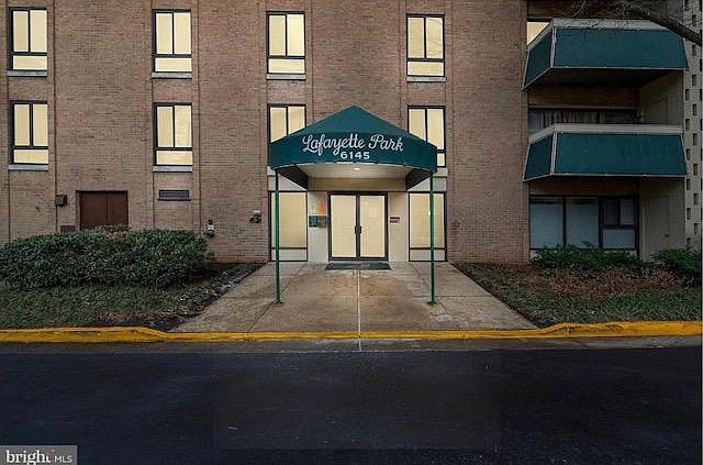 1st image of 6145 Leesburg Pike