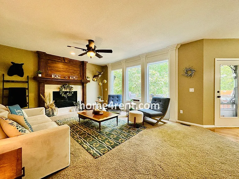 12648 S Hallet St — Photo 14
