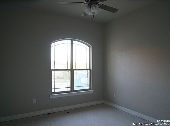 5th image of 7614 Hays Hl