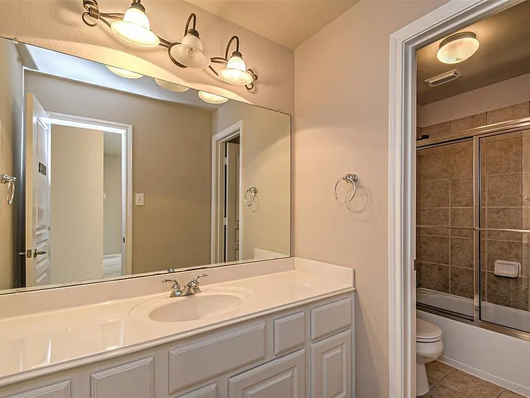 9322 Steam Springs Dr — Photo 7