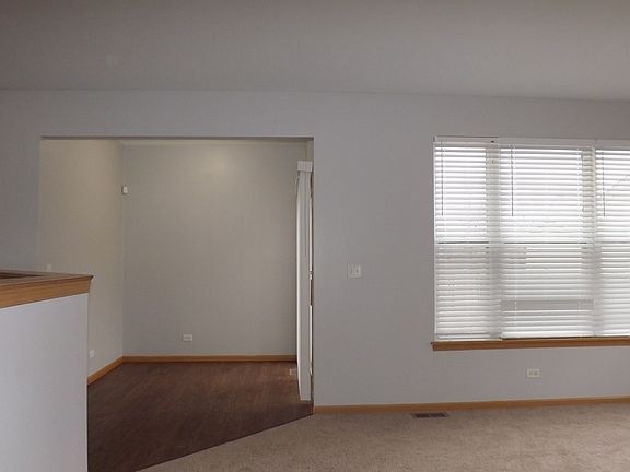 3rd image of 3130 Holden Cir