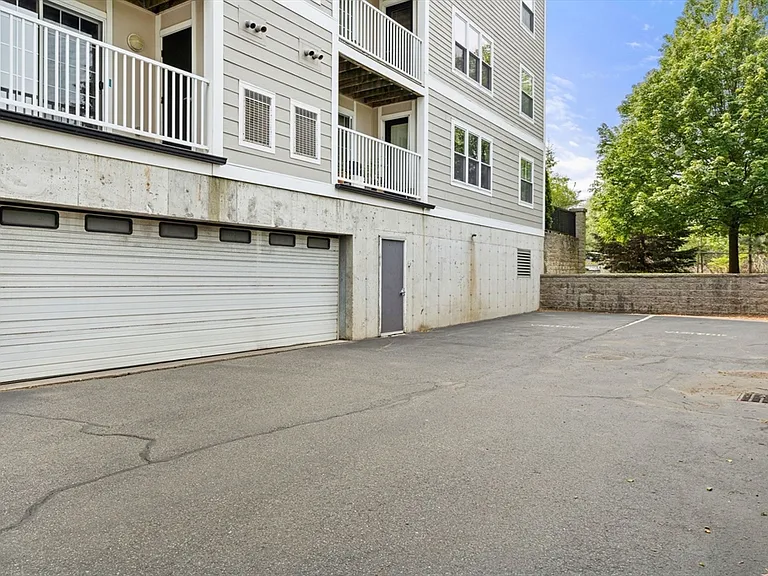318 Rindge Ave #204 — Photo 23