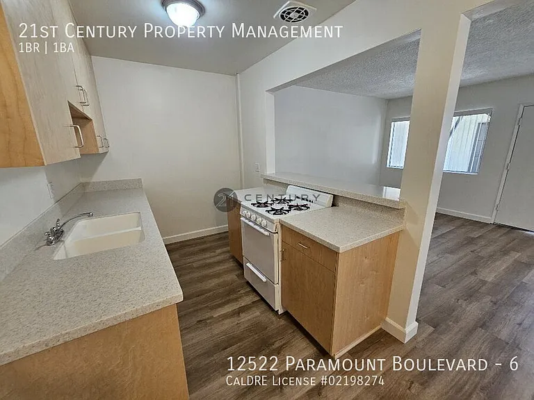 12522 Paramount Blvd #6 — Photo 12