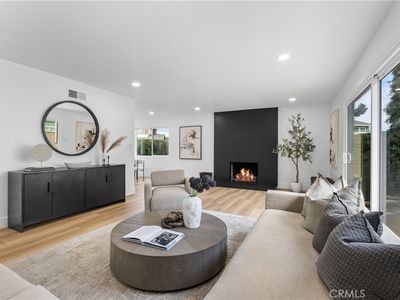 109 Loyola Plz, Seal Beach, CA, 90740