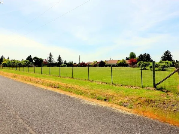 30251 S Stuwe Rd, Canby, OR 97013