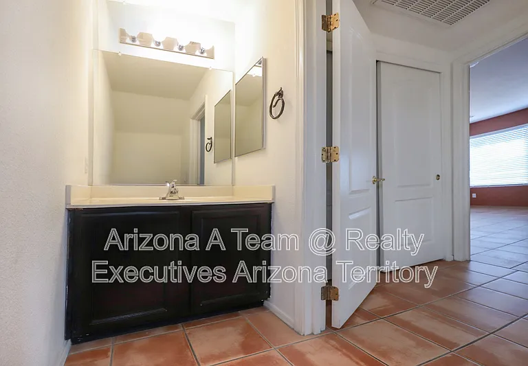 831 S Rincon Rising Rd — Photo 11