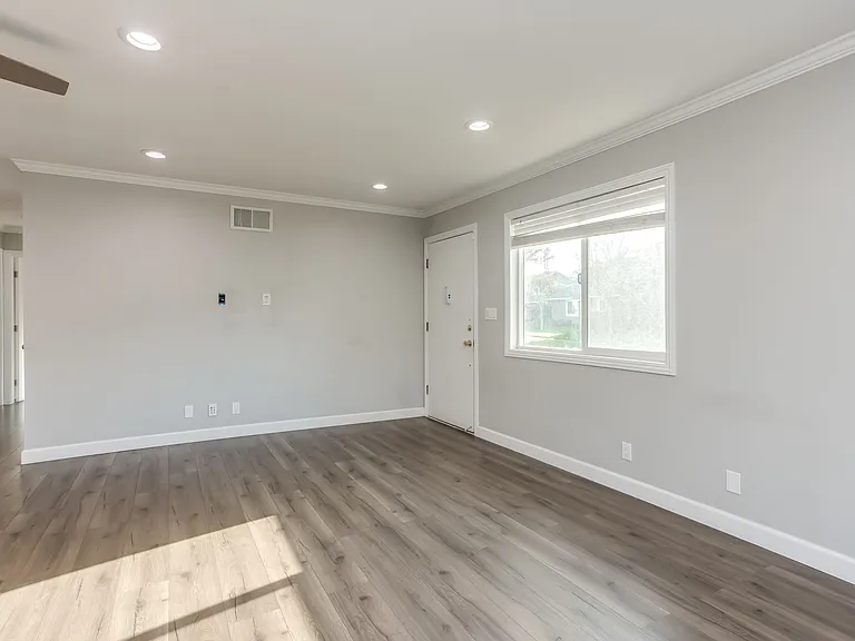 2297 Warfield Way #A — Photo 14