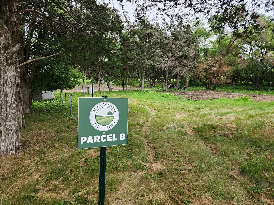1st image of 15 Paul Ave N