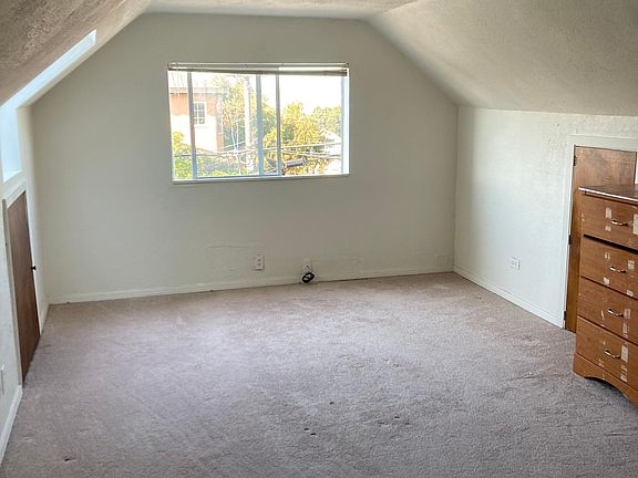3rd image of 803A Kansas St