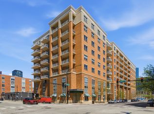 950 W Monroe St Unit 401, Chicago, IL 60607